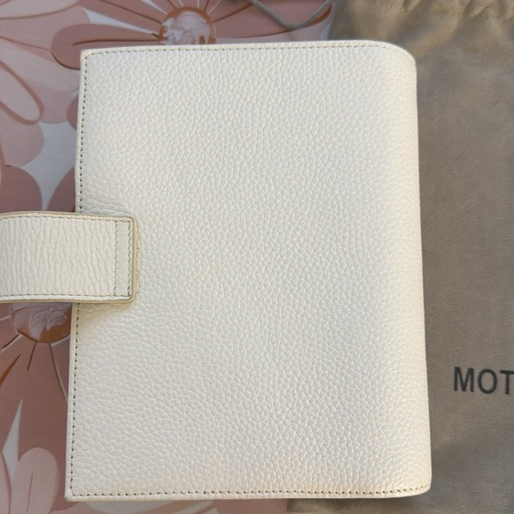 Moterm Luxe Ring Planner in Personal size with inserts, dashboards & dividers - Picture 8 of 15